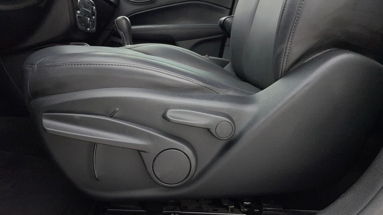 Jeep Compass LONGITUDE 2.4 | Zero Down Payment | Home Test Drive