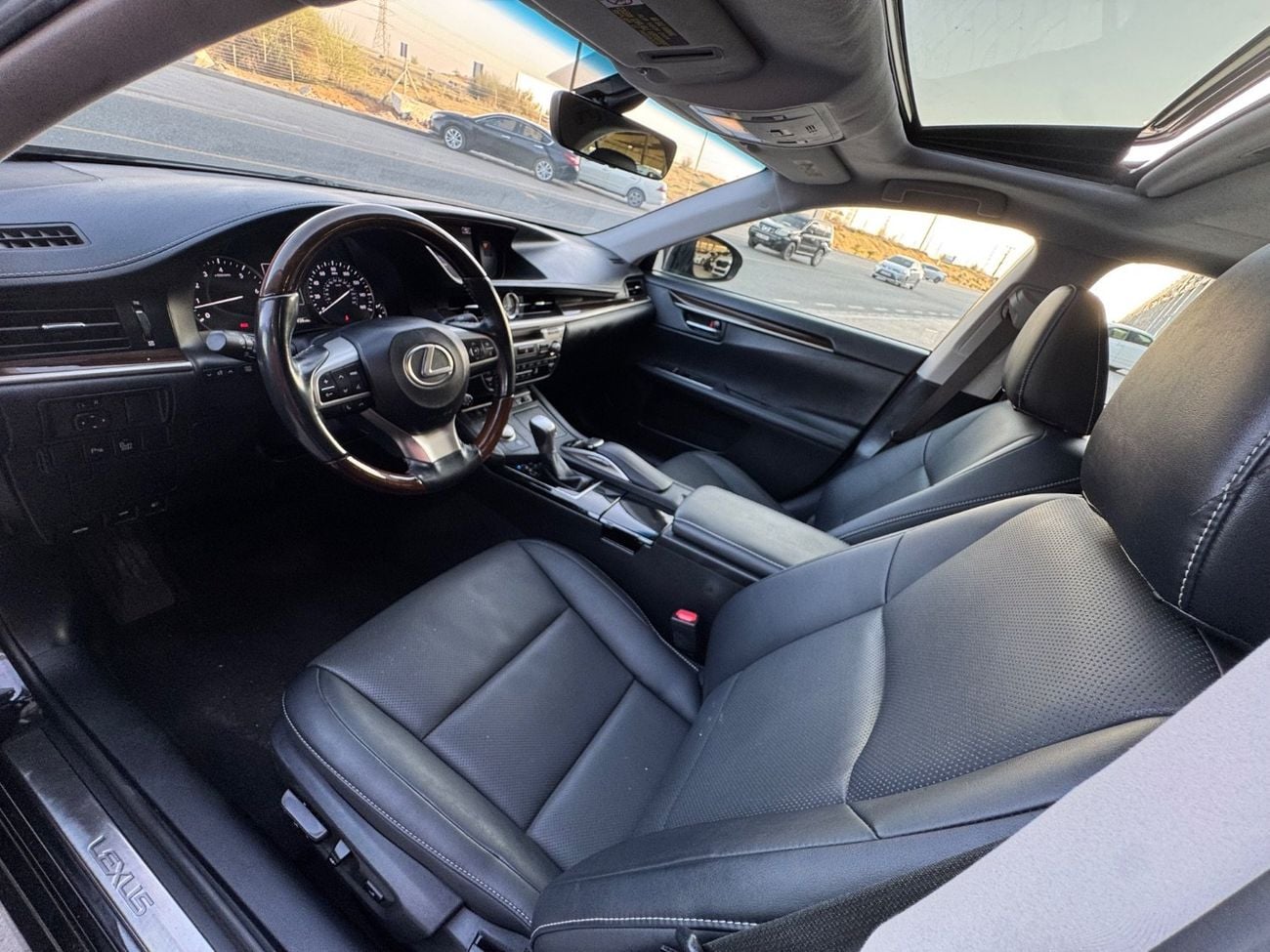 لكزس ES 350 Platinum 3.5L