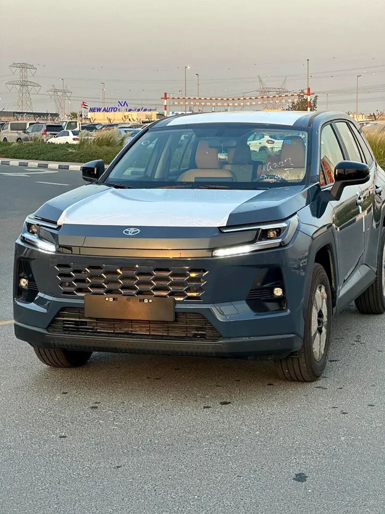 Toyota RAV4 XLE HEV 2.5L HYBRID FWD GCC Specs