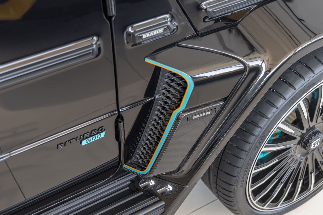 مرسيدس بنز G 63 AMG 4MATIC SUV BRABUS Kit 800 | Carbon Fiber Interior  Exterior | Star Light Roof | Mercedes-Benz G-Clas