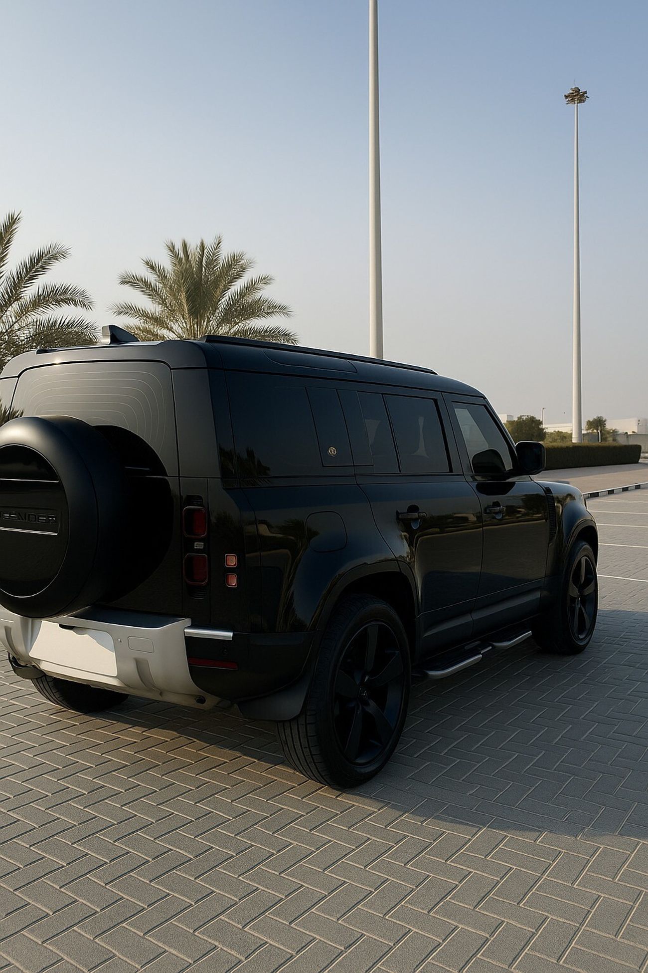 لاند روفر ديفندر 110 X-Dynamic SE P400 3.0L