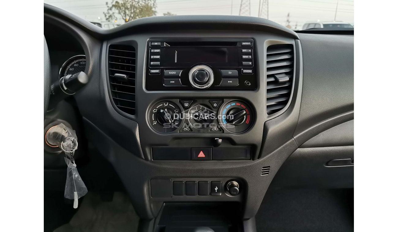 Mitsubishi L200 GLX, 2.4L Diesel, M/T, 4WD, CD Player, Front A/C, (Code # MLP07)