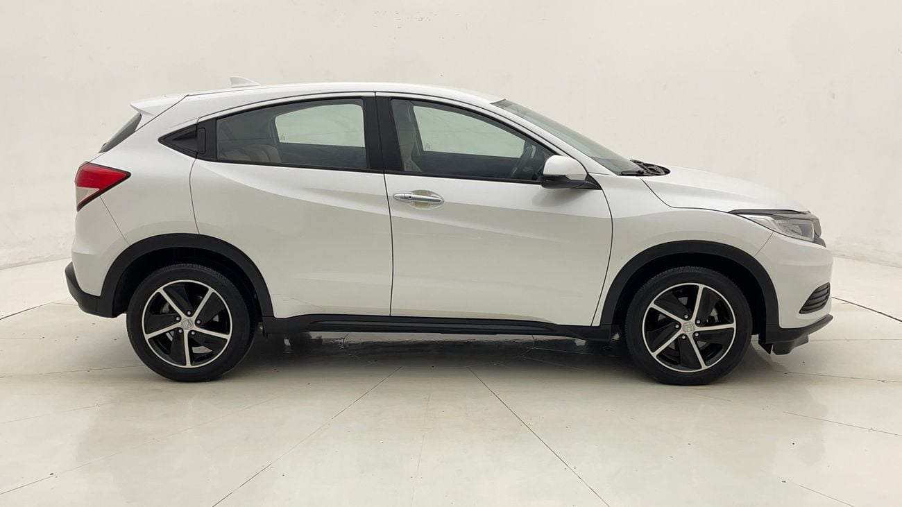 هوندا HRV LX 1.8 | بدون دفعة مقدمة | اختبار القيادة في المنزل