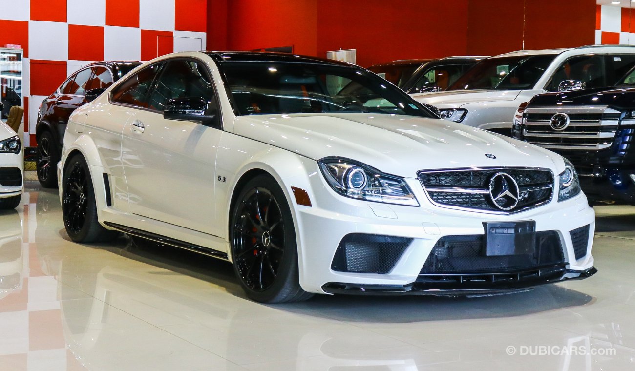 مرسيدس بنز C 63 كوبيه Black Series