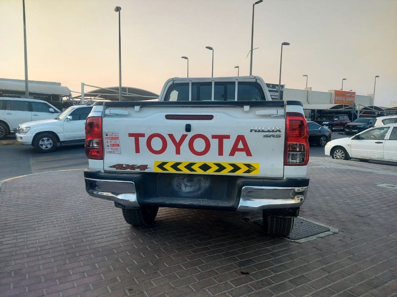 Toyota Hilux DC 2.7L 4WD PETROL AUTOMATIC TRANSMISSION