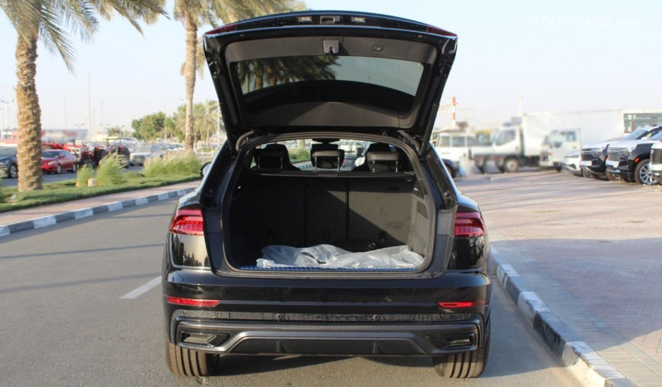 Audi Q8 AUDI Q8 3.0L COMPETITION PLUS MHEV AT