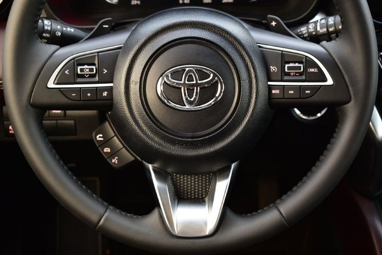 تويوتا أوربان كروزر GLX 1.5L PETROL AT WITH PANORAMIC ROOF