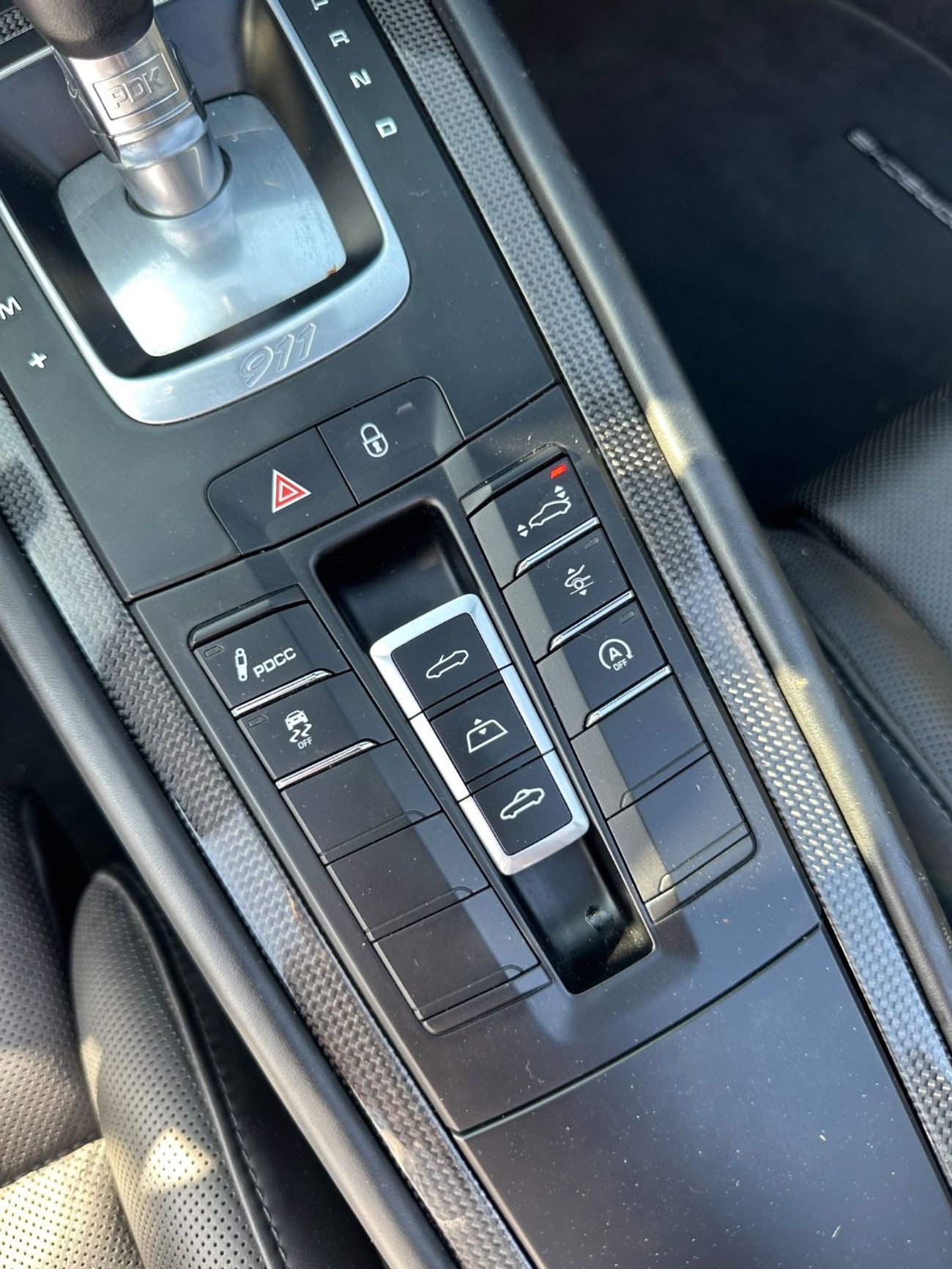 Porsche 911 Turbo S 3.8L (560 HP) Convertible Turbo S 3.8L (580 HP) Convertible | 2018 | Europe Specs | Full Opt