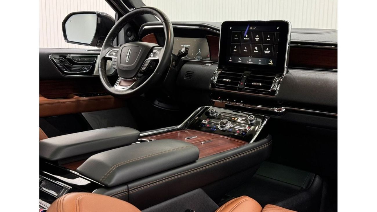 لينكولن نافيجاتور 2020 Lincoln Navigator Reserve, Nov 2025 Lincoln Warranty + Service Pack, Fully Loaded, Low Kms, GCC