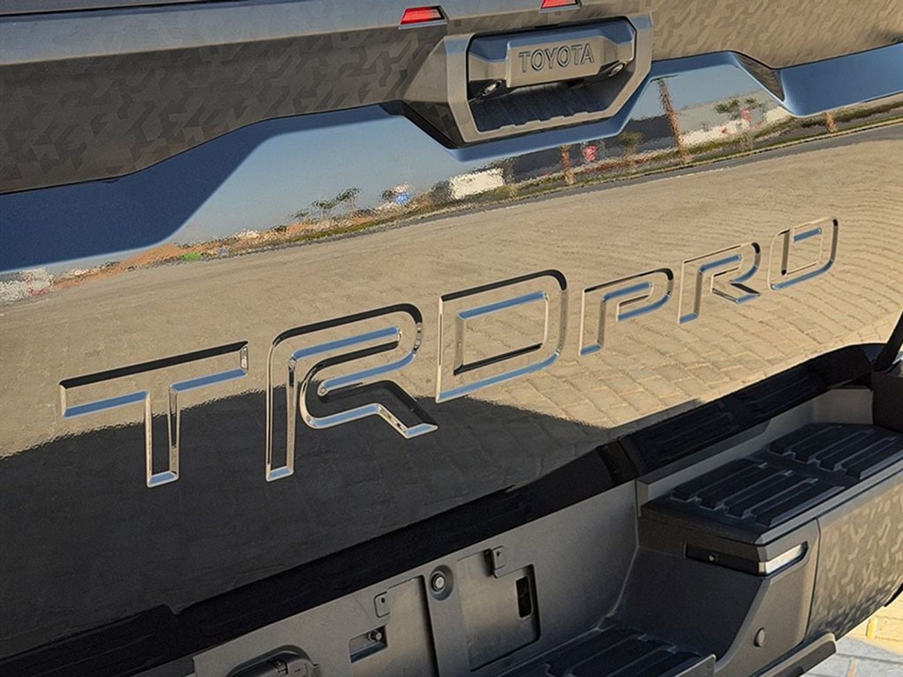 تويوتا تاندرا TRD PRO PICK-UP in RIGHT HAND DRIVE