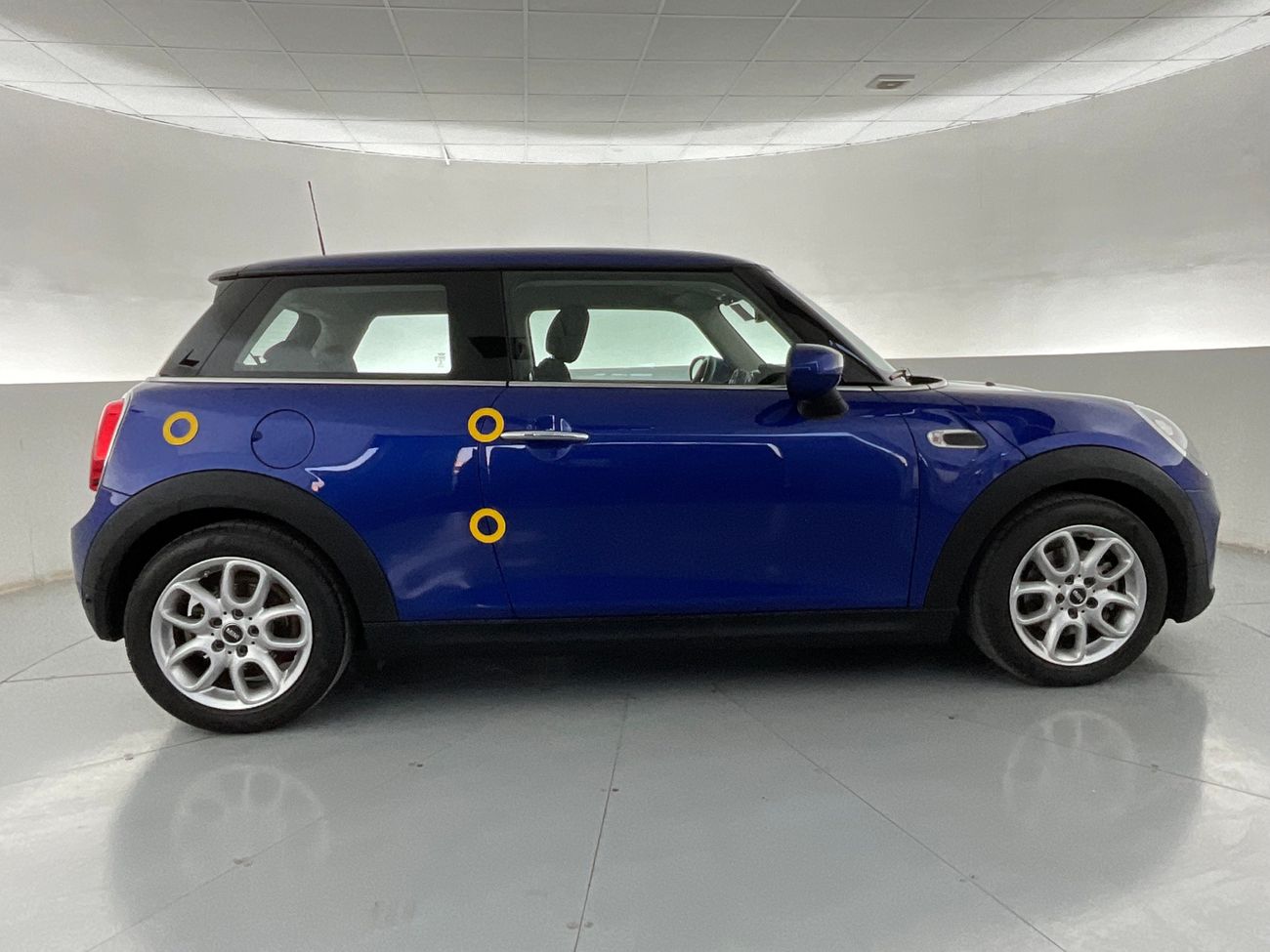 ميتسوبيشي مونتيرو GLS Premium | عرض العيد الحصري | خالية من أضرار الفيضانات