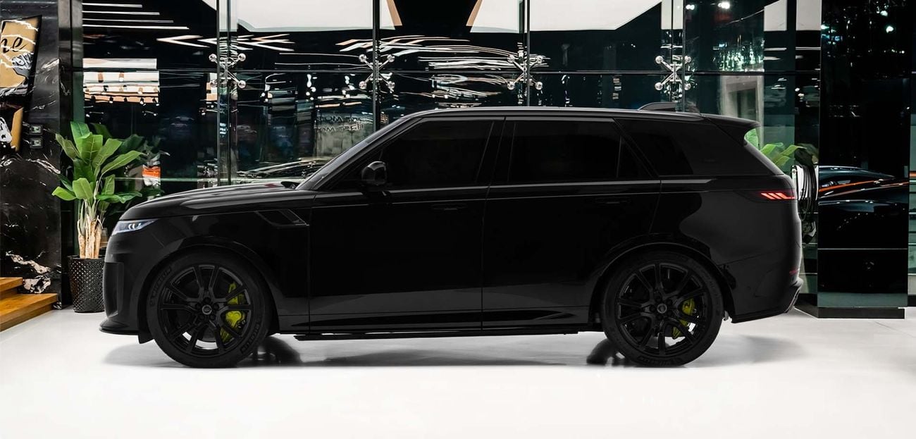 Land Rover Range Rover 4.4L V8 Twin-Turbo Mild-Hybrid