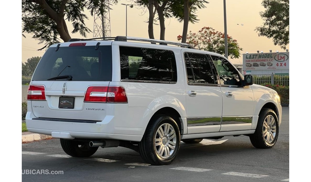 Lincoln Navigator LINCOLN NAVIGATOR VIP 2012 GCC IN PERFECT CONDITION