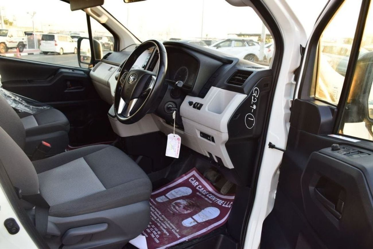 Toyota Hiace Van High Roof