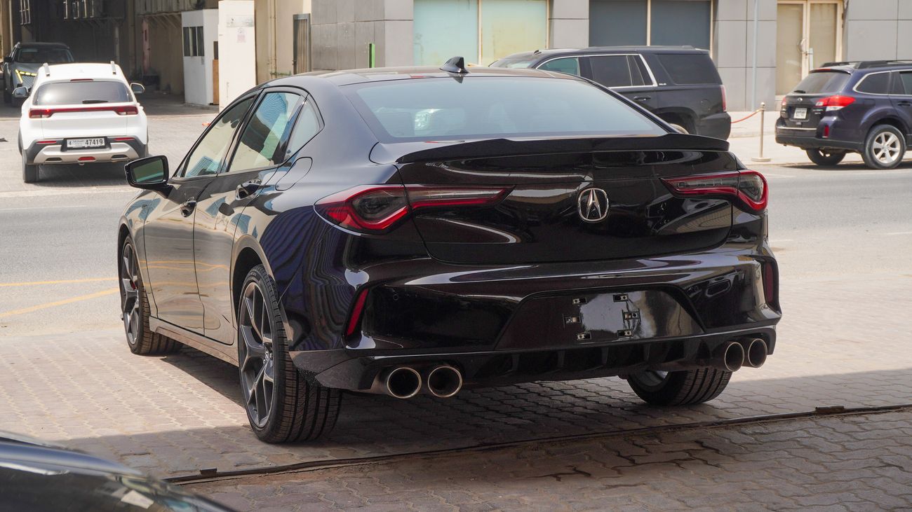 أكيورا TLX TYPE S