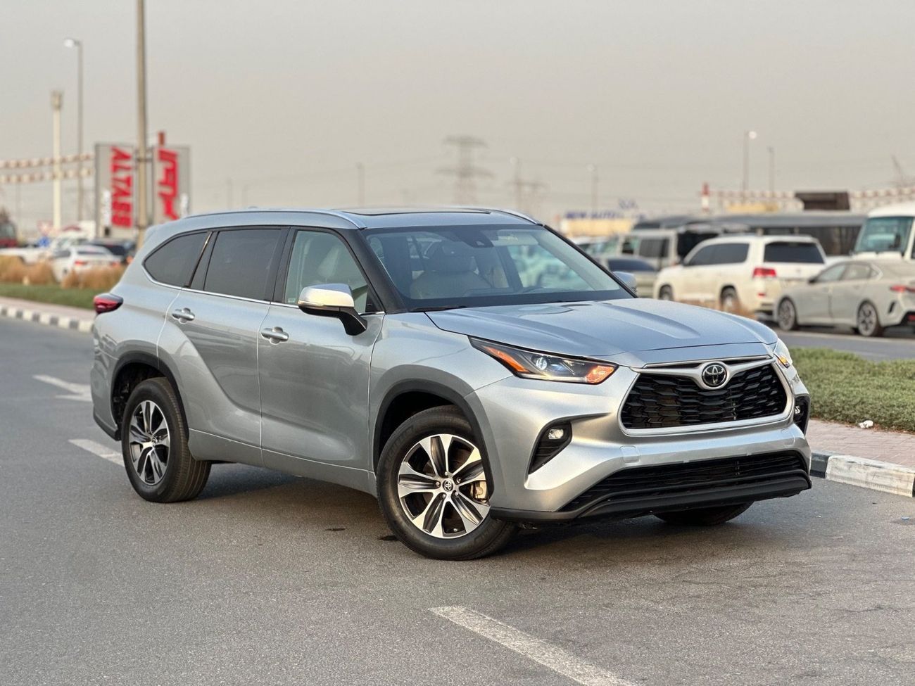 تويوتا هايلاندر XLE premium 2.5 L