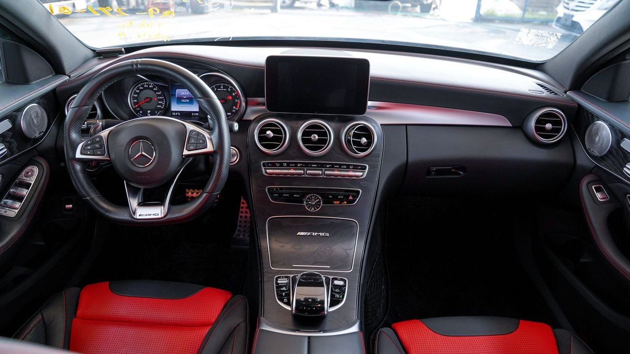 Mercedes-Benz C 63 AMG