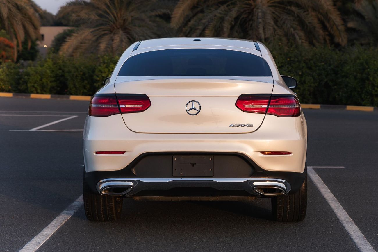 Mercedes-Benz GLC 300 AMG 2.0L