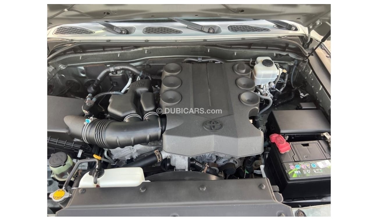 تويوتا إف جي كروزر 2010 4x4 RUN AND DRIVE USA IMPORTED -- ONLY FOR EXPORT!!