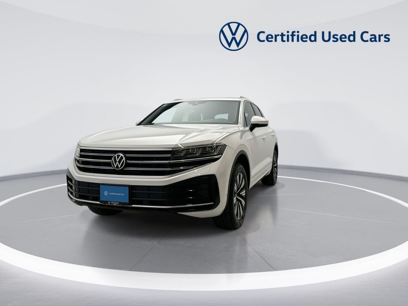 Volkswagen Touareg 3.0T TL (340 HP) Touareg Elegance (Ref#02784) - 51,100 AED SAVINGS from New Car