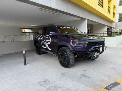 RAM 1500 SLT