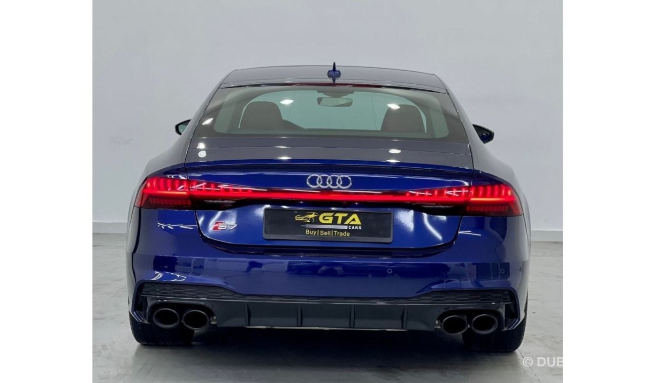 Audi S7 Std Std