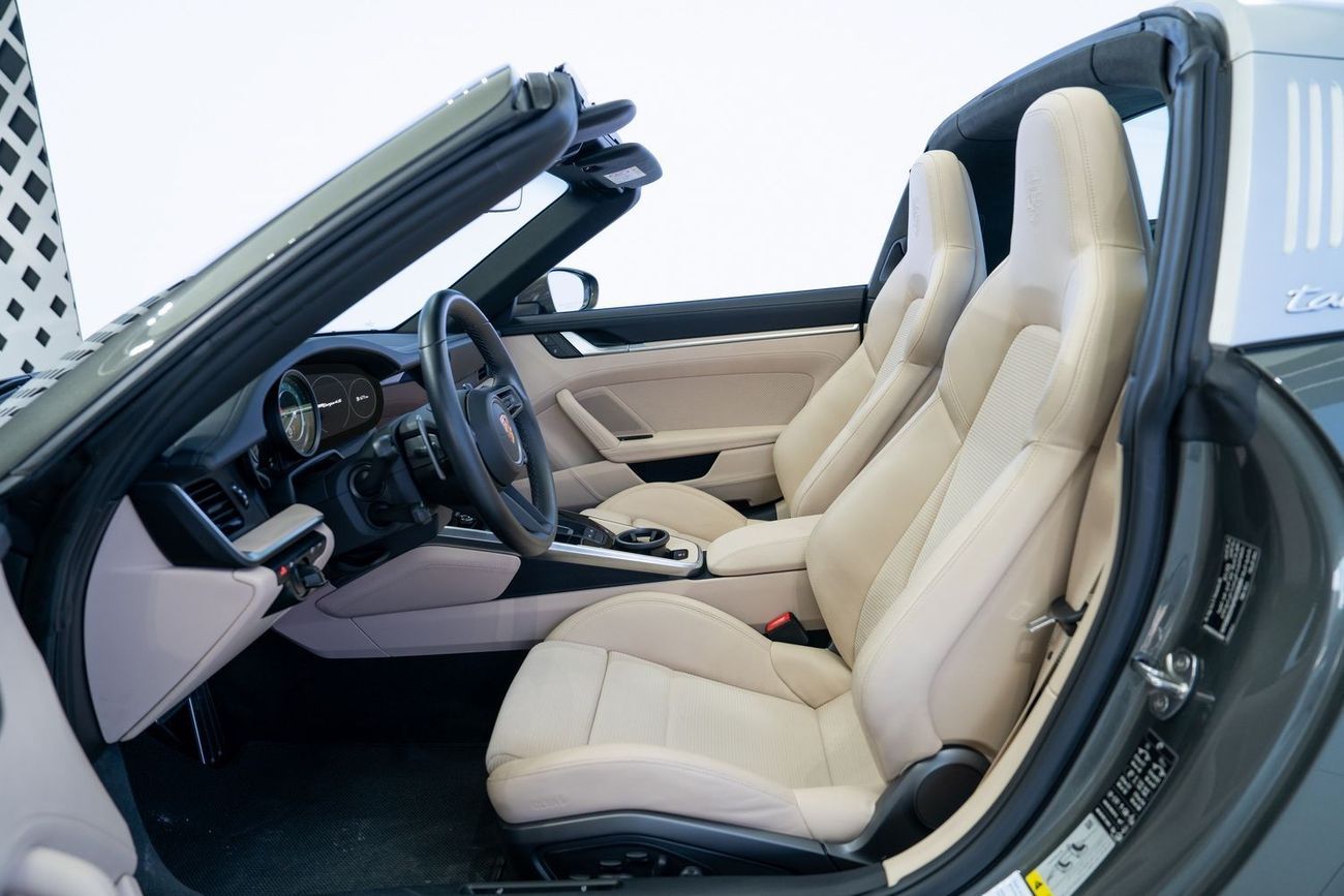 بورش 911 Targa 4S 3.0L (450 HP) Targa