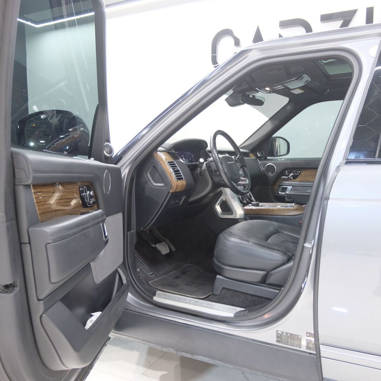 لاند روفر رينج روفر Land Rover Range Rover Vogue HSE 2021 4WD | GCC Specs | Perfect Condition