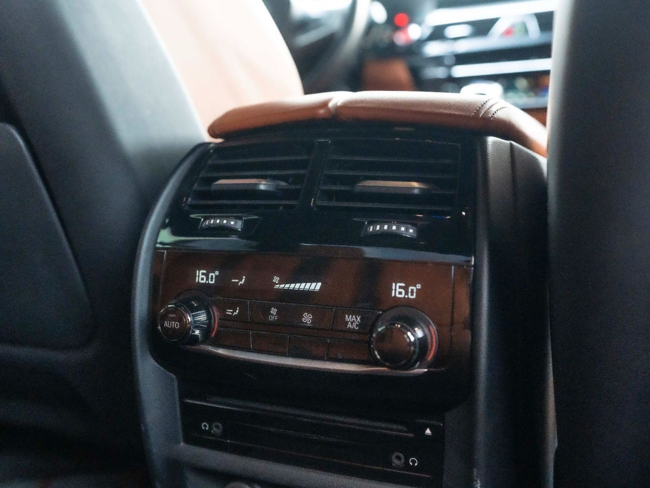 BMW M5 Competition 4.4L (617 HP)