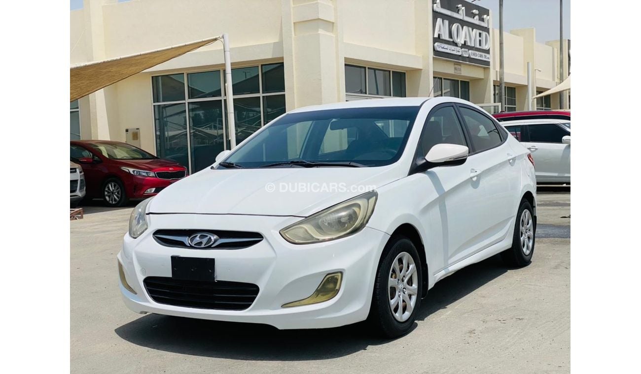 هيونداي أكسنت GL هيونداى اكسنت 2015 خليجي 1.6 بحاله ممتازه بدون حوادث