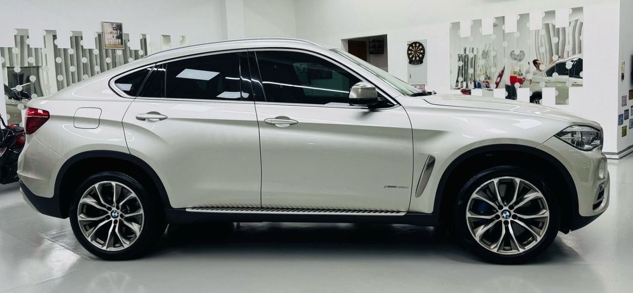 BMW X6 50i Luxury 4.4L