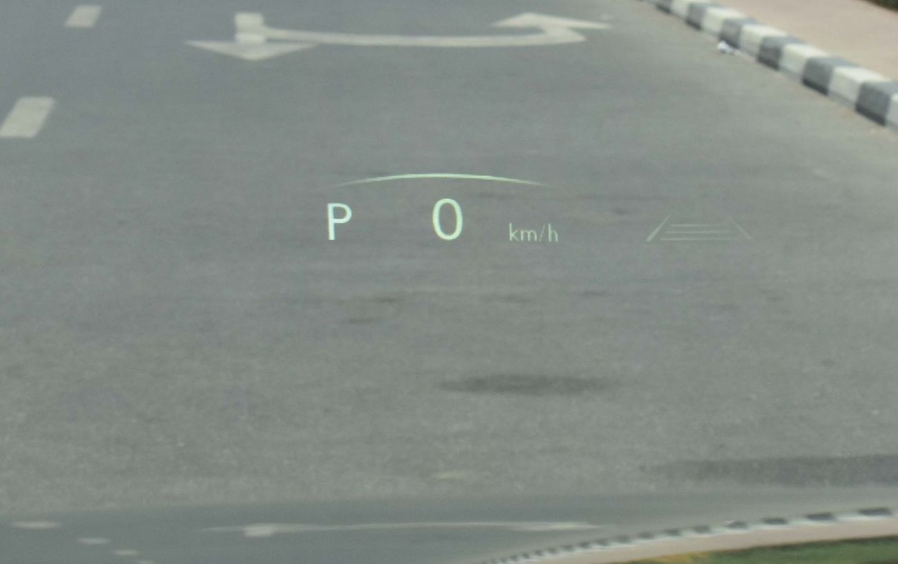 لكزس LX 700h LX700 3.5L HEV (22' ALY, HEAD-UP DISPLAY, 7STR W/ RSE)