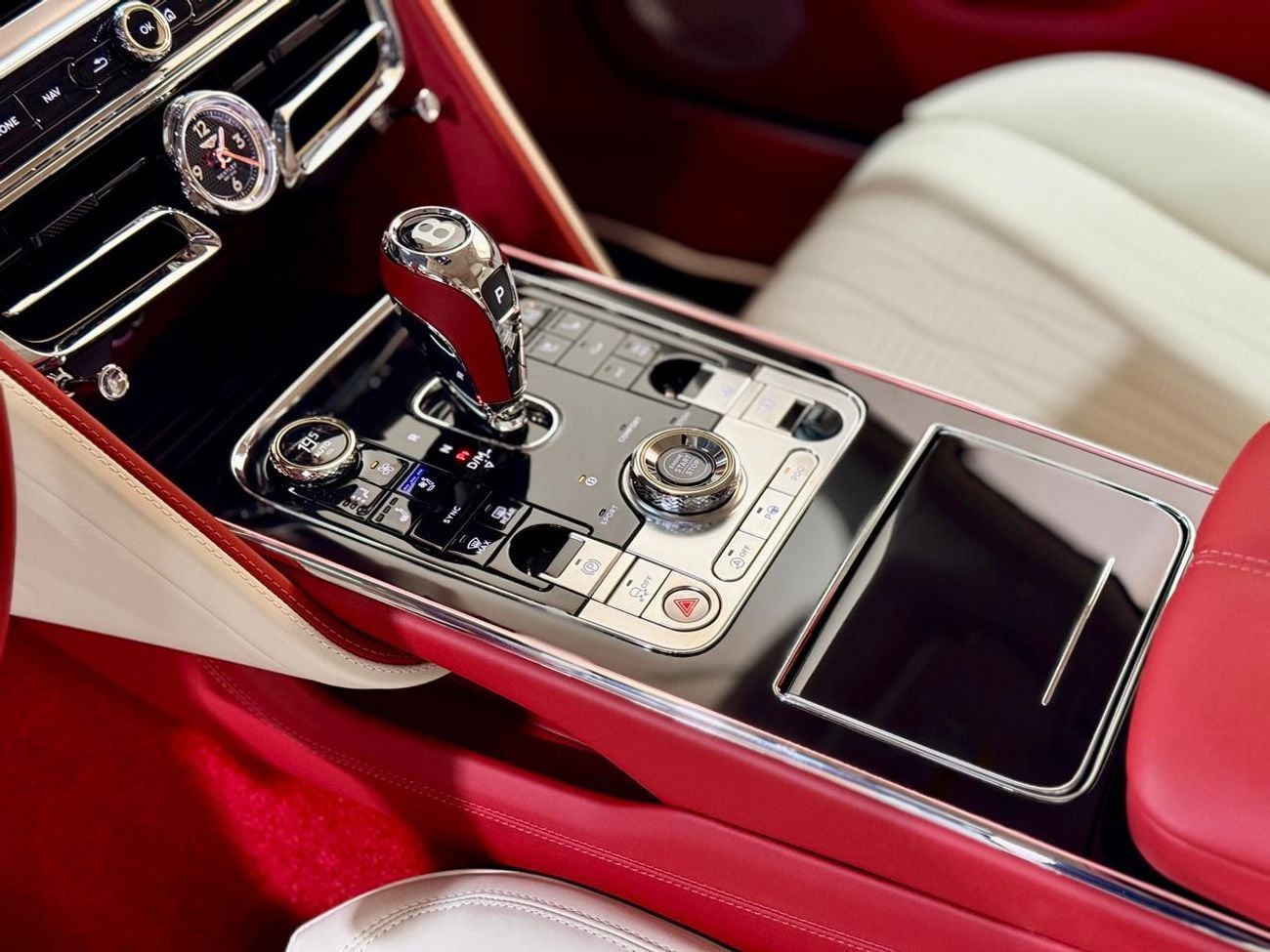 Bentley Flying Spur 4.0T V8 AZURE