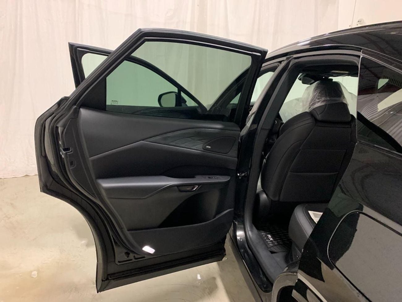 لكزس RX 500h F SPORT 3 PERFORMANCE DIRECT 4