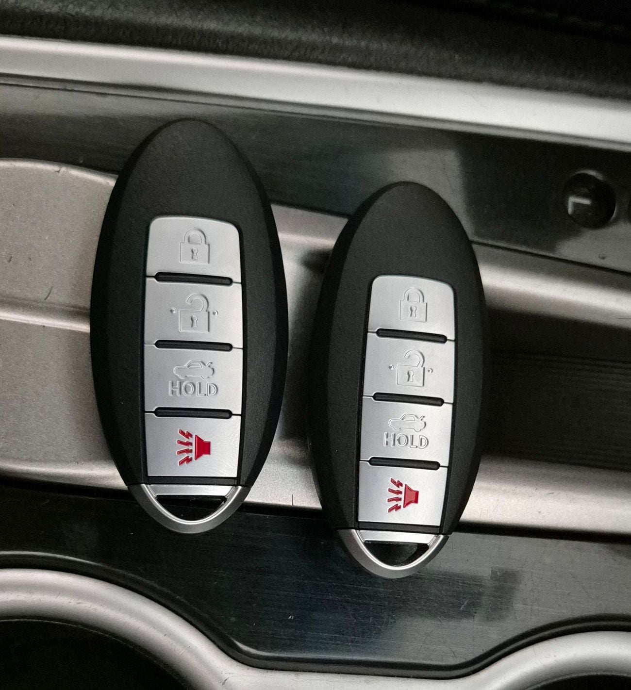 Nissan Pathfinder S