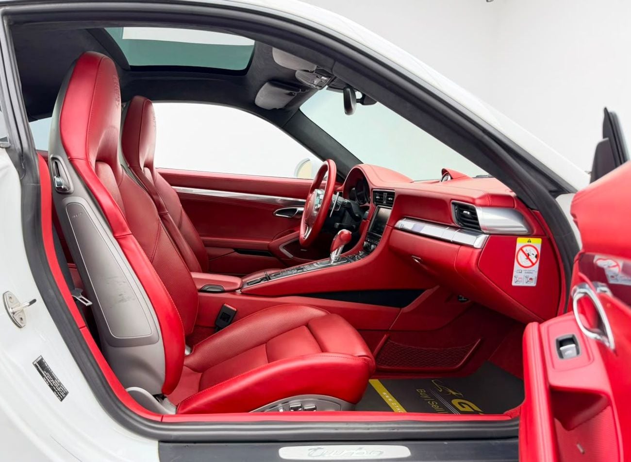 بورش 911 TURBO 2014 Porsche 911 Turbo, May/2027 Porsche Warranty, Full Service History, GCC
