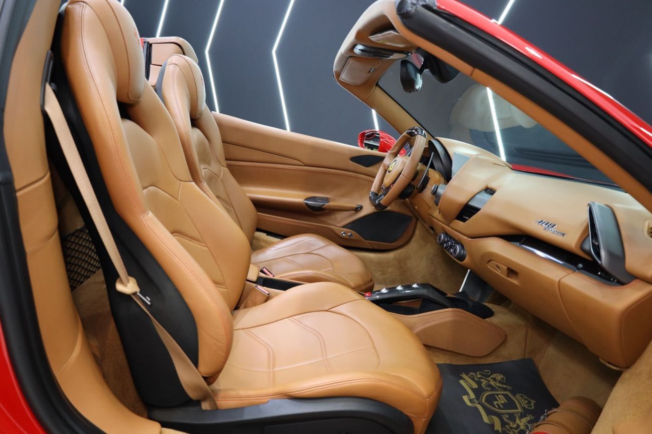 Ferrari 488 Spider Carbon Exterior/Interior, Passenger Display, GCC Specs!!