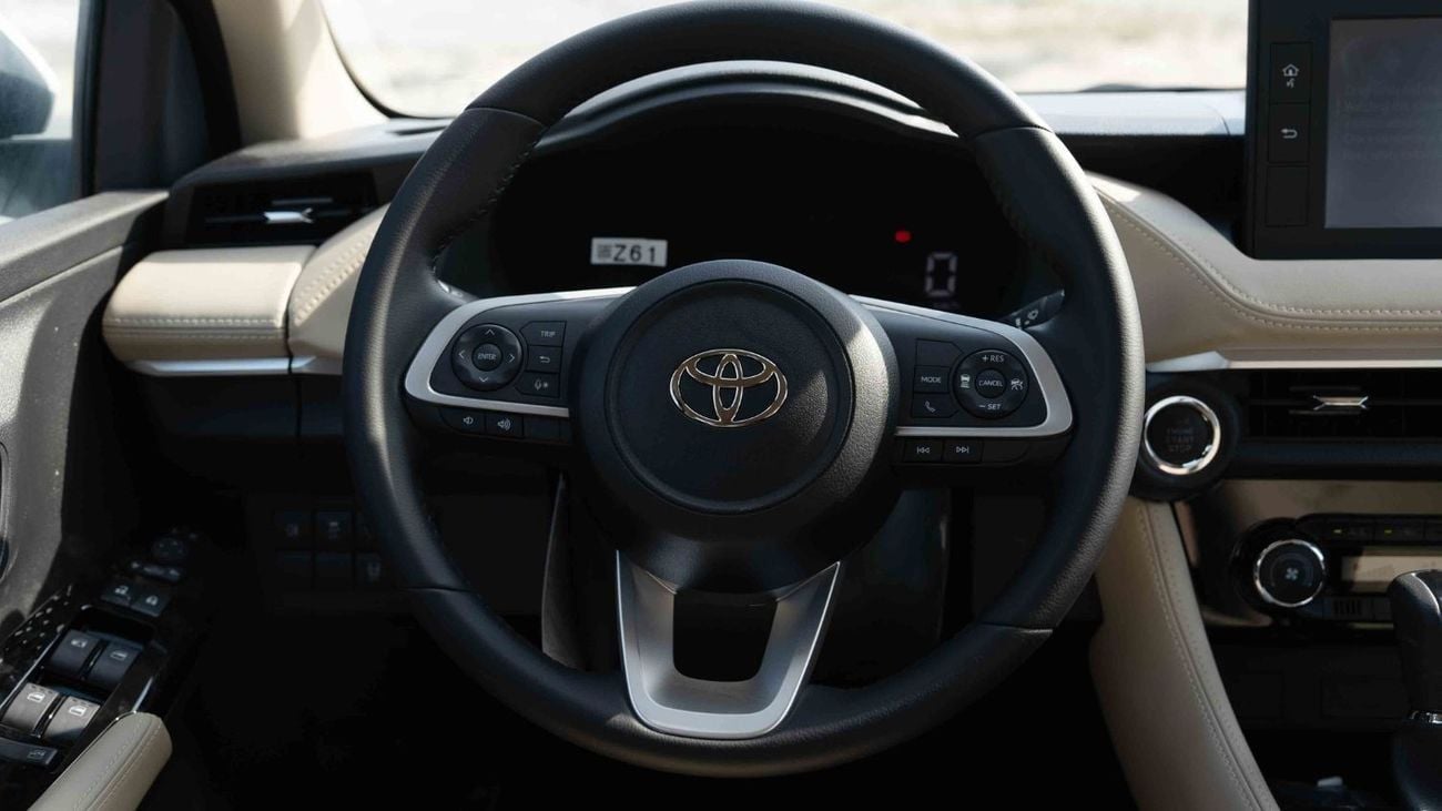 Toyota Yaris G 1.5 - Platinum White Pearl Inside Dark Brown | Export Only