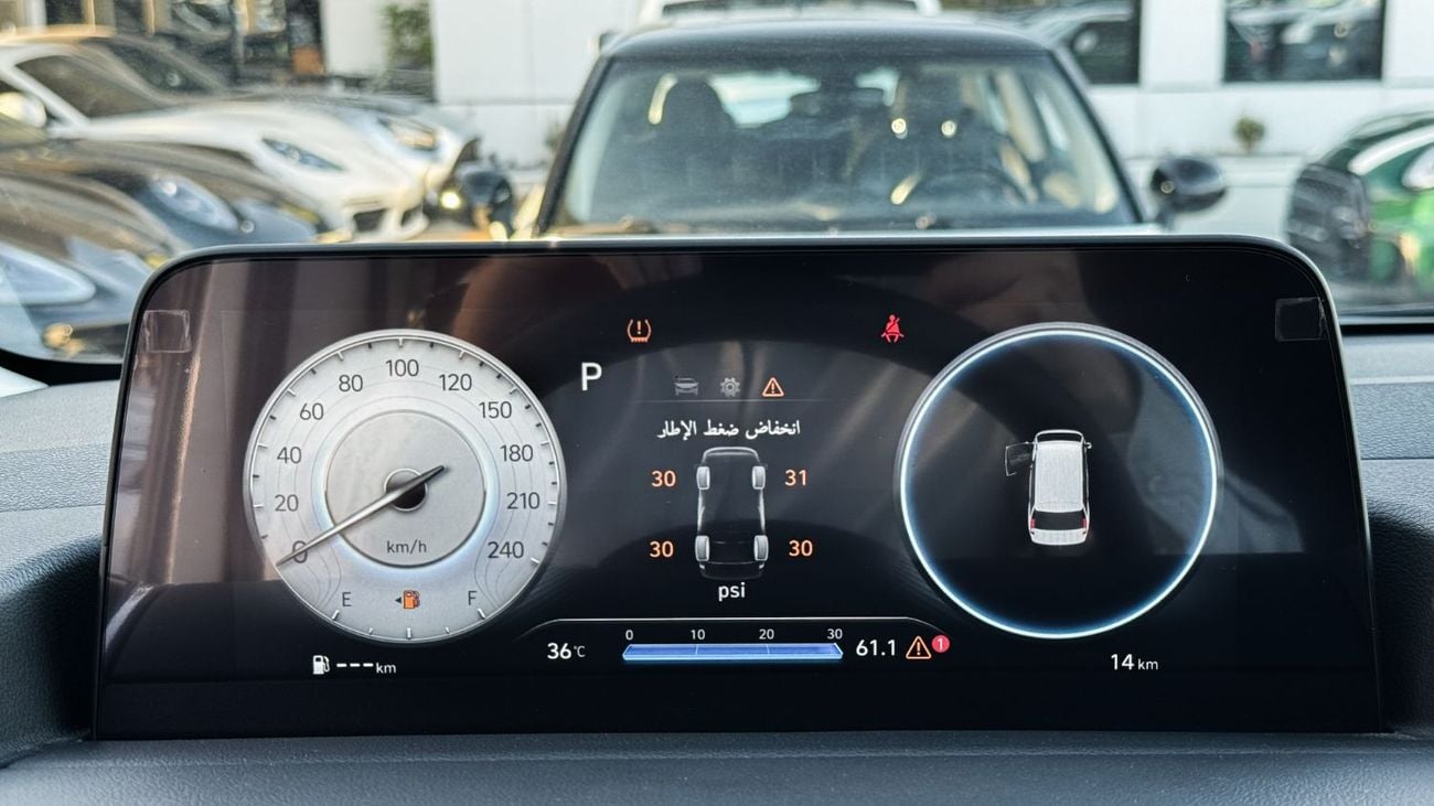هيونداي ستاريا Luxury 2025 Brand New 11 Seater Diesel 2.2L Turbo 4 Cylinders GCC