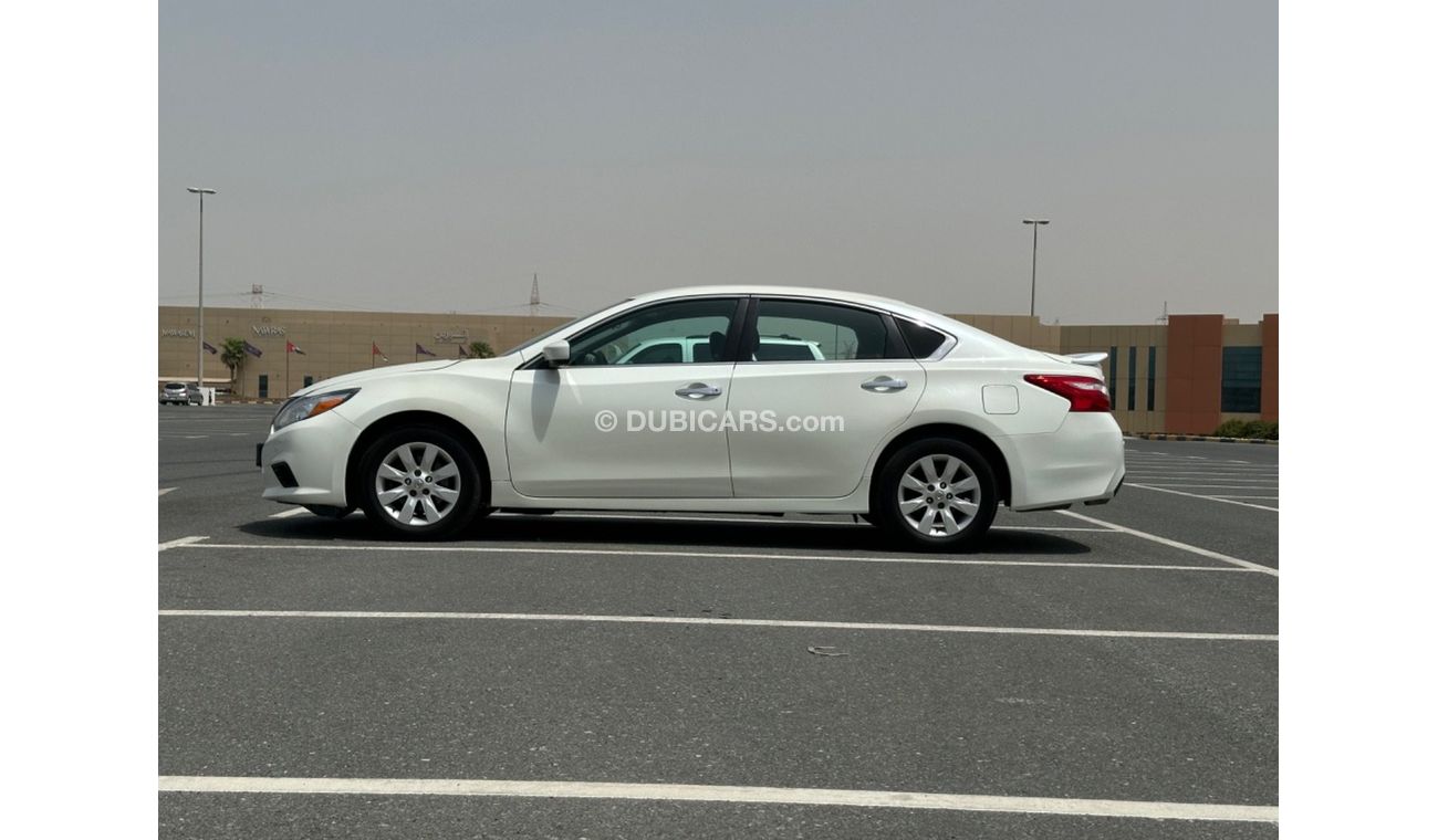Nissan Altima SV MODEL 2017 GCC CAR PERFECT CONDITION INSIDE AND OUTSIDE