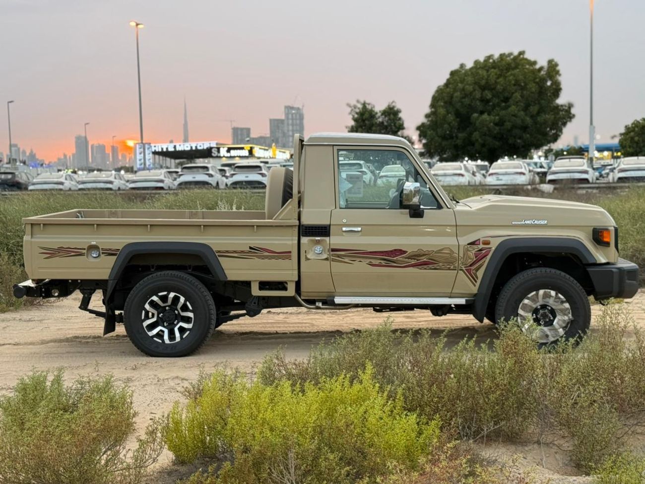 تويوتا لاند كروزر بيك آب 4.0 SINGLE CAB FULL SAUDI SPECS