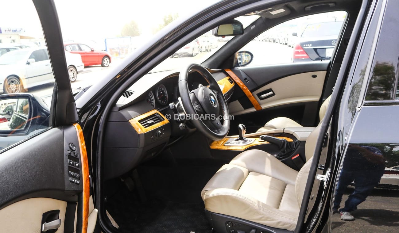 بي أم دبليو M5 V10