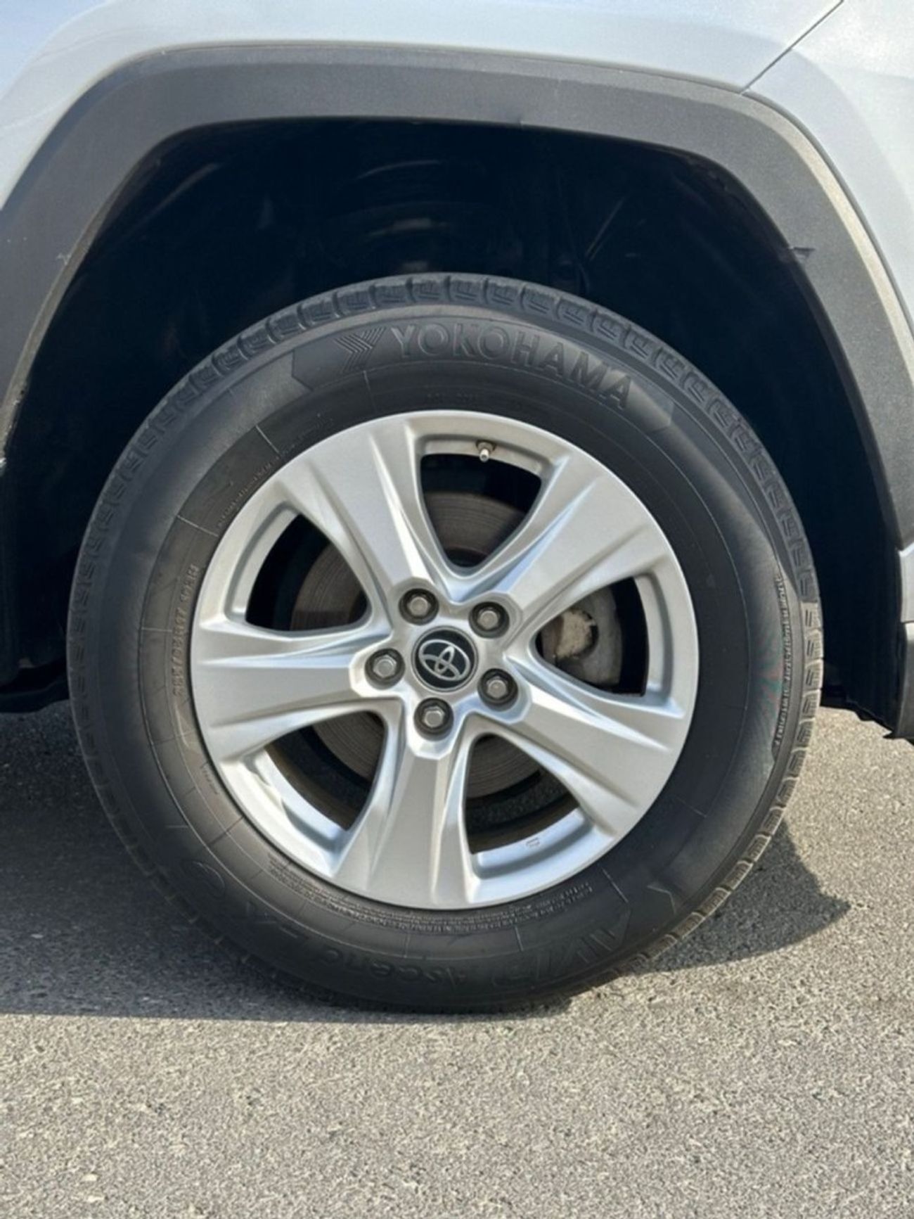 Toyota RAV4 Hybrid XLE 2.5L XLE premium