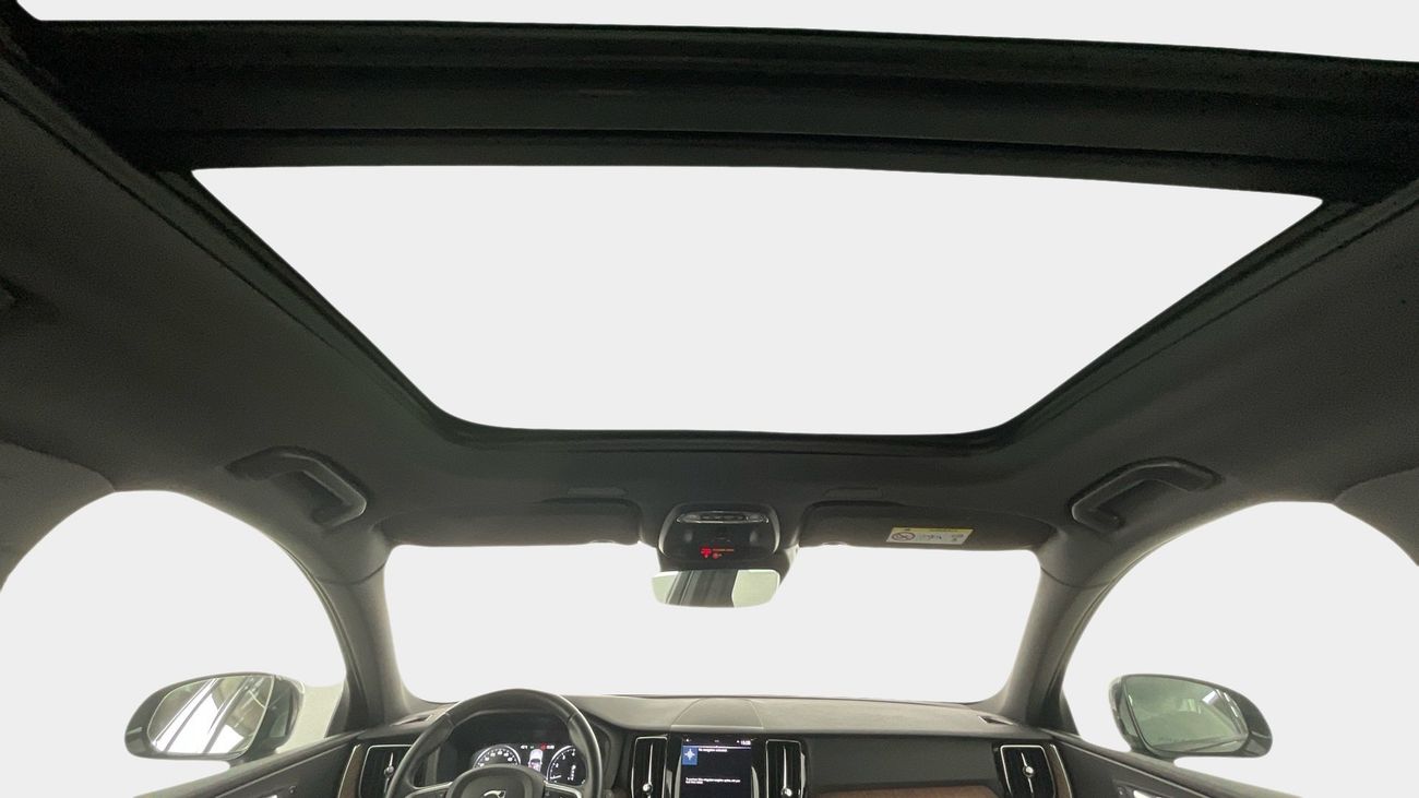 فولفو XC 60 MOMENTUM | شامل الضمان | 0 ﺪﻔﻋﺓ ﺃﻮﻟﻯ