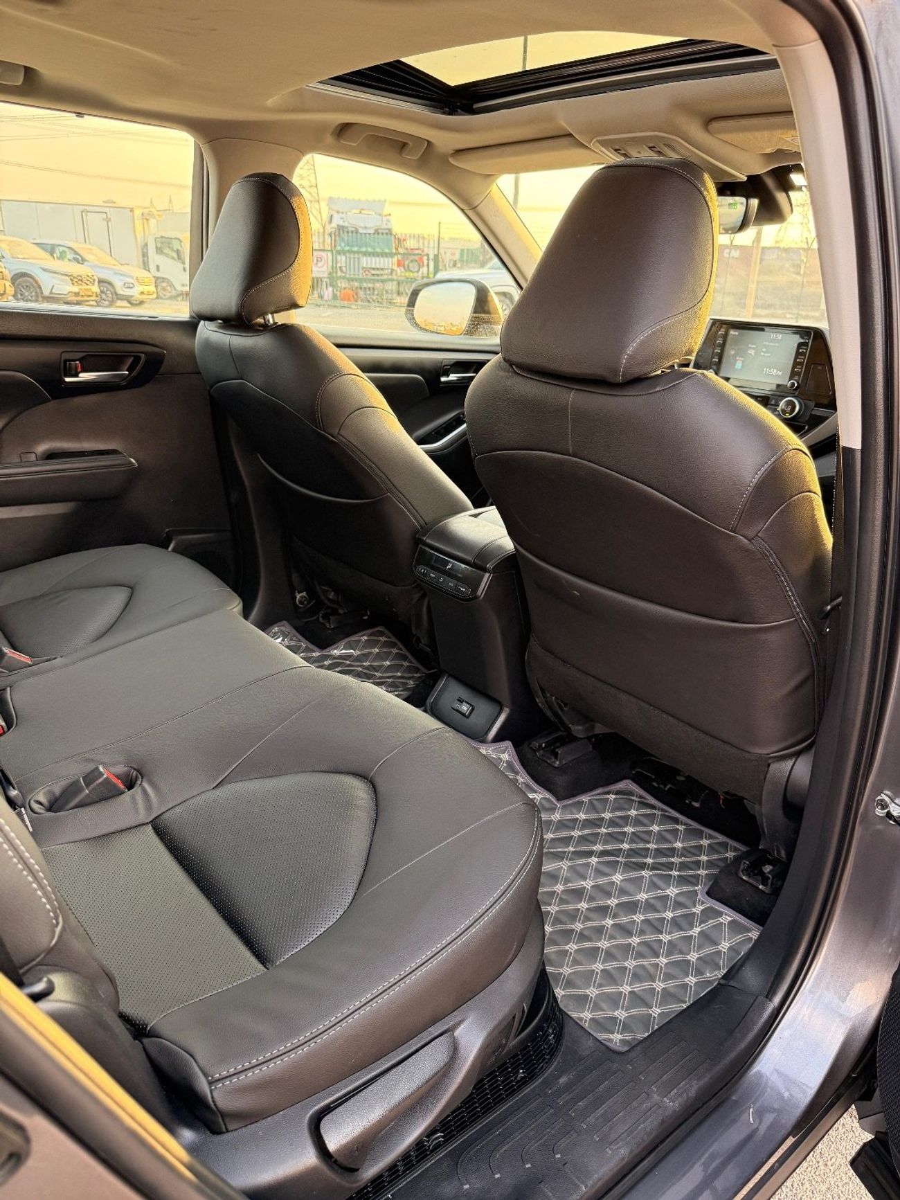 تويوتا هايلاندر GLE 2.5L