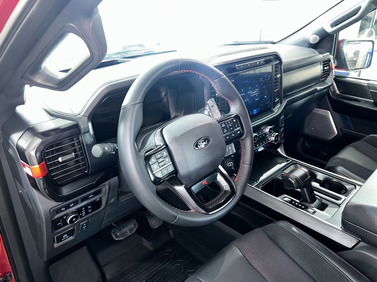 فورد F 150 RP1824 F150 RAPTOR R CREW 5.2L V8 AT LTHR + COOLER BOX