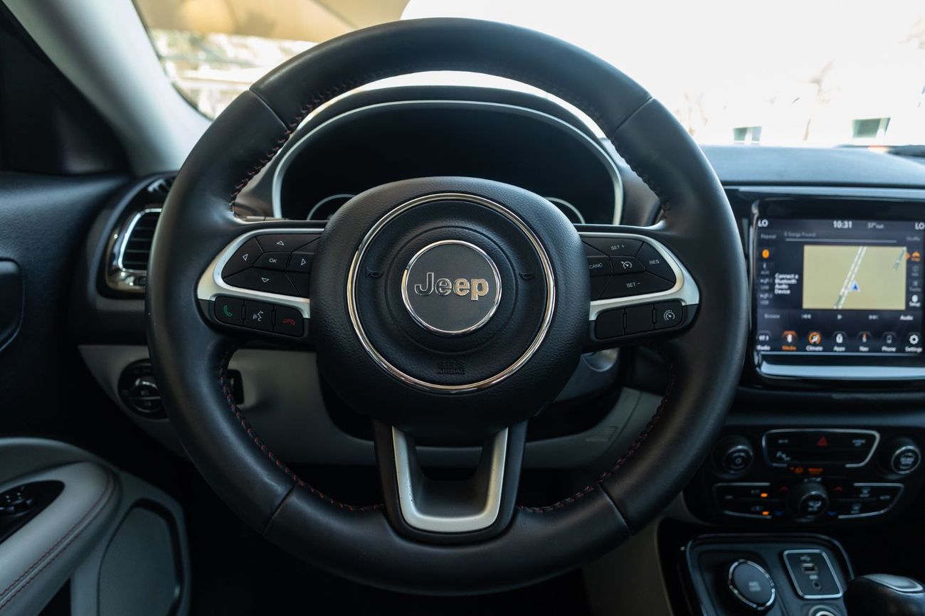 جيب كومباس Limited 2.4L (172 HP)