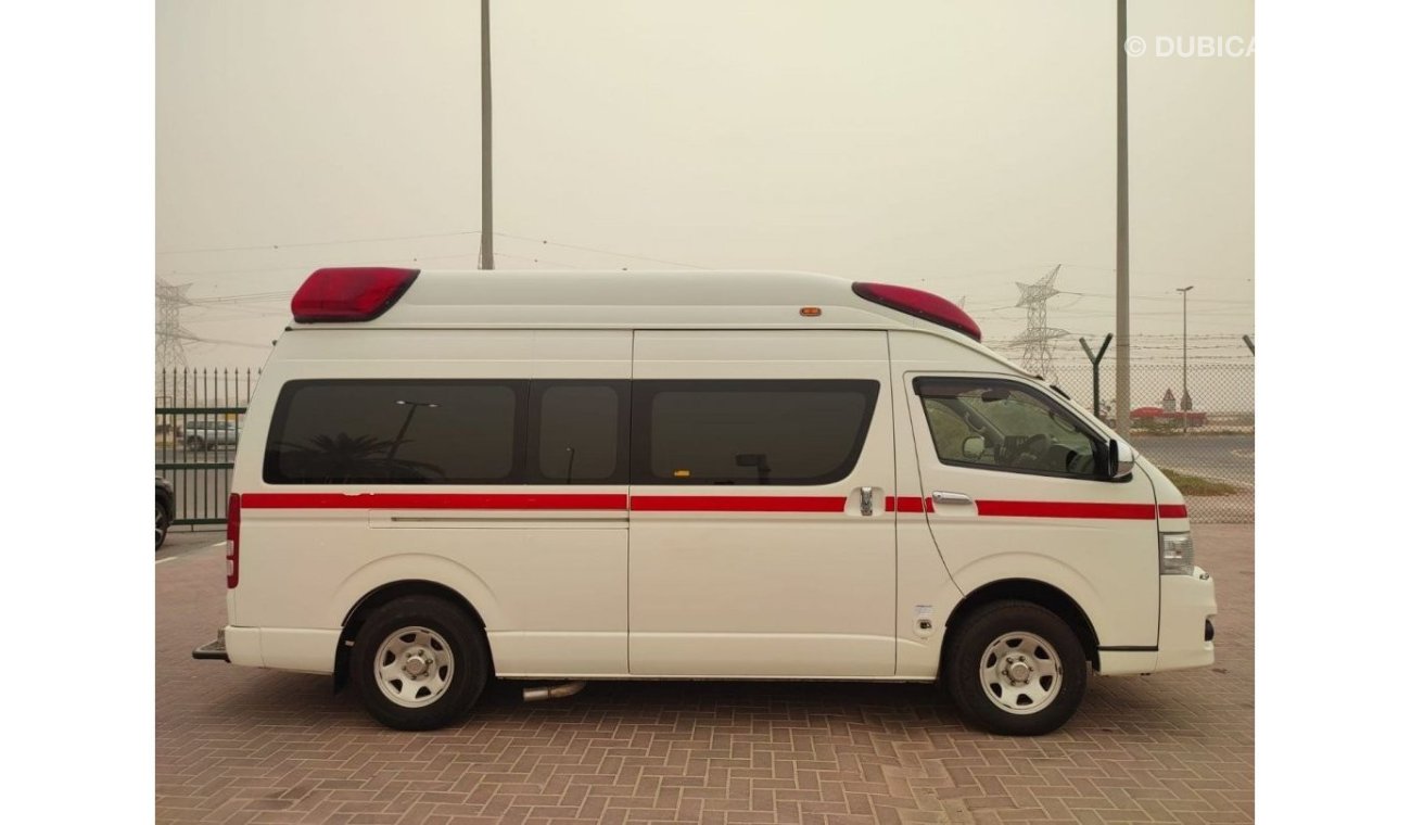 تويوتا هاياس TRH226-0010606 -AMBULACE || WHITE PETROL || kms 167914 || RHD || AUTO|| only Export.