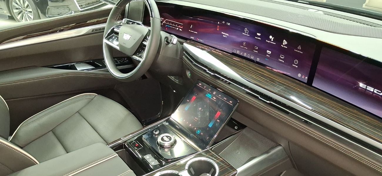 كاديلاك إسكالاد Premium Luxury Platinum 6.2L 4WD