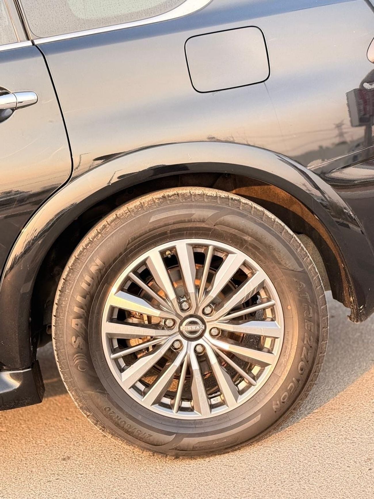 Nissan Armada SL Full option sunroof, leather seats original 2021